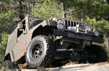 winch installed in 4wd vehicle